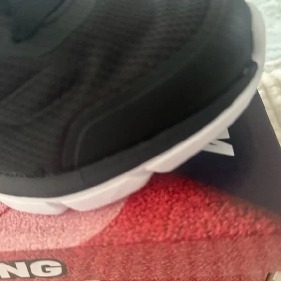 Fila Women's Black and White Athletic Shoes - Picture 13 of 16